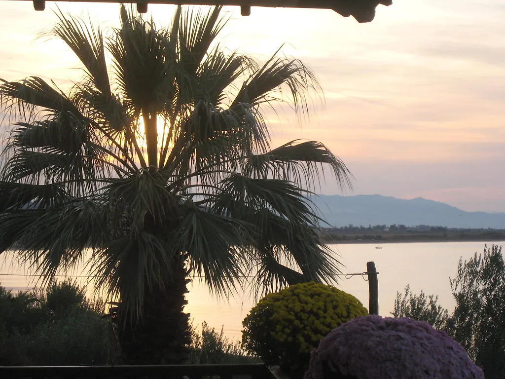 Pension Nikos Psakoudia Apartment